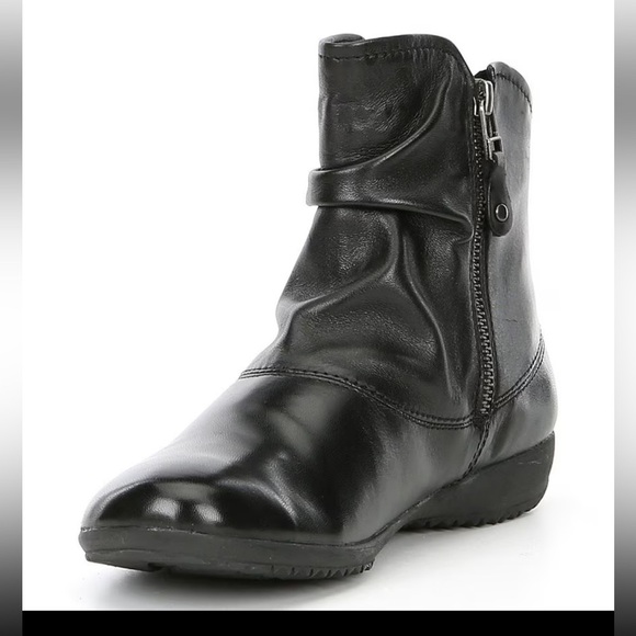 Josef Seibel Naly 24 Leather Booties
Size 39 (8-8.5) - Picture 1 of 16